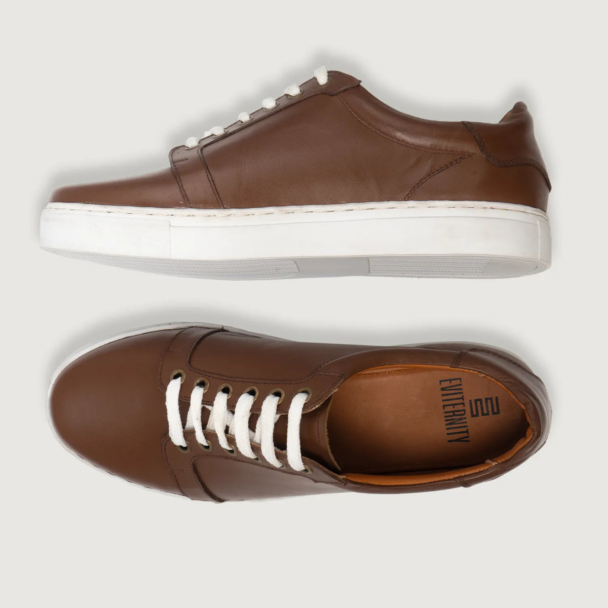 High-Traction Rubber Outsole & Lug Tread Pattern on Carter Runn بني سنيكرز جلدي كاجوال رجالي For Men