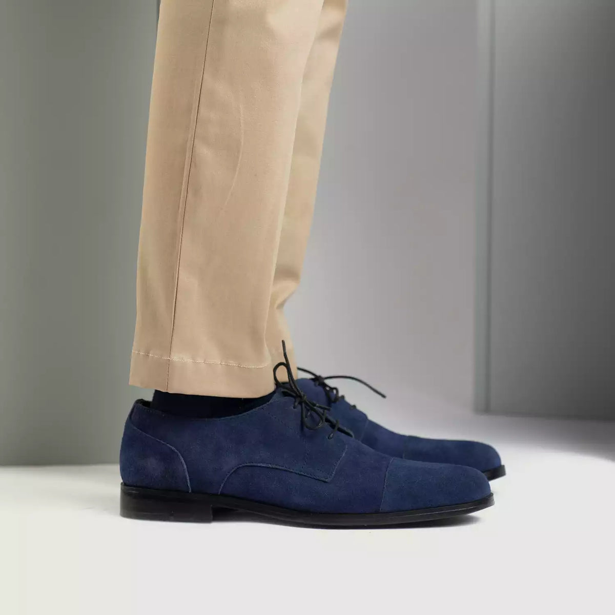 Top-Down Perspective Showing Lacing System & Tongue Craftsmanship