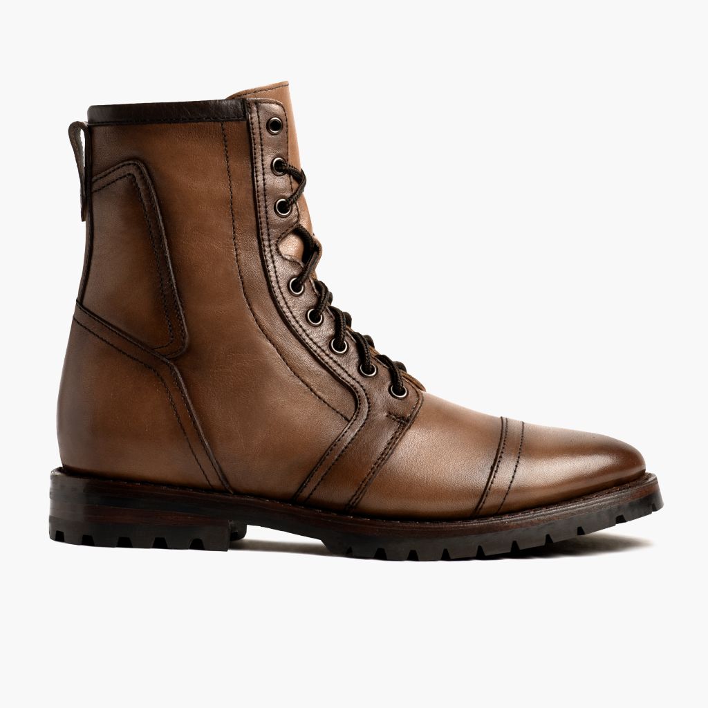 Casa Moto Amber Wheat أحذية بوت جلدية رجالي - عرض جانبي يوضح قَصّة الأكمام المريحة