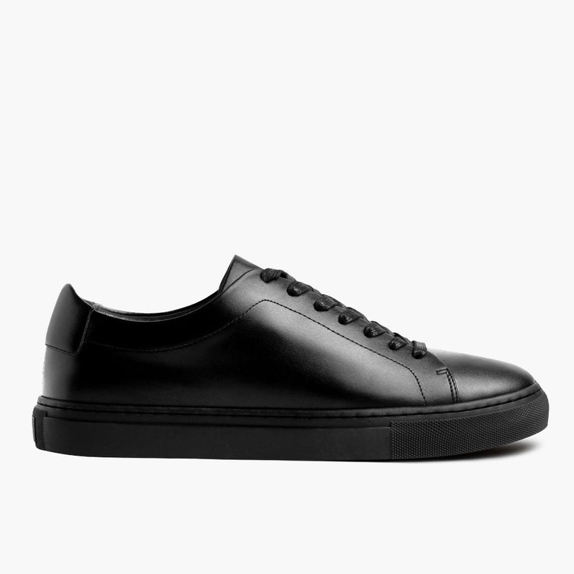 Encore Jet أسود Leather Sneakers نسائي