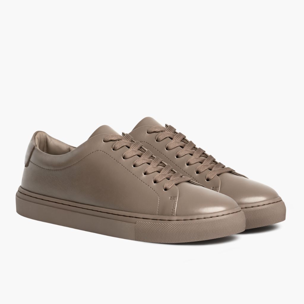 Encore Taupe سنيكرز جلدي كاجوال رجالي in Classic Full-Grain Leather - عرض جانبي | شراء أونلاين عبر المتجر الرسمي