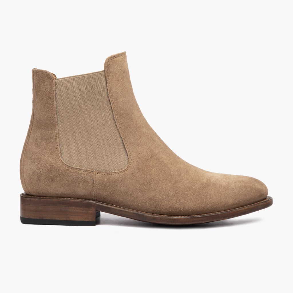 Classic Full-Grain leather Boots - بناء غوديير ويلت المتين وتفاصيل مقدمة الحذاء