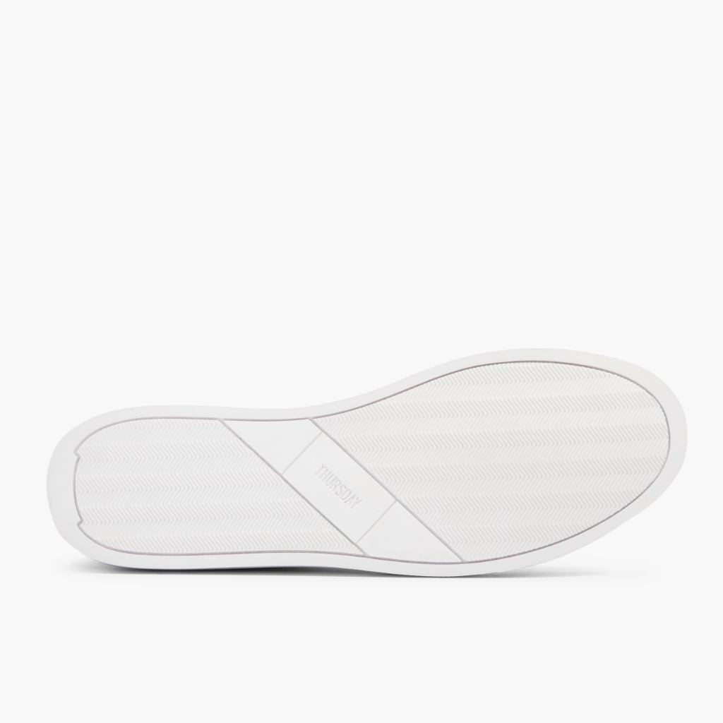 High-Traction Rubber Outsole & Lug Tread Pattern on Premier Low Top White سنيكرز جلدي كاجوال رجالي For Men