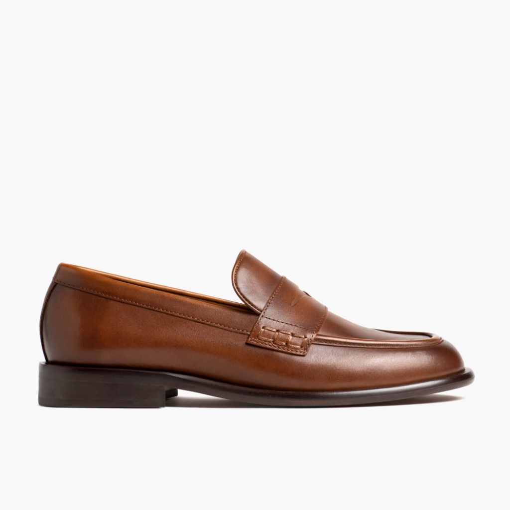 Classic Full-Grain leather Boots - بناء غوديير ويلت المتين وتفاصيل مقدمة الحذاء