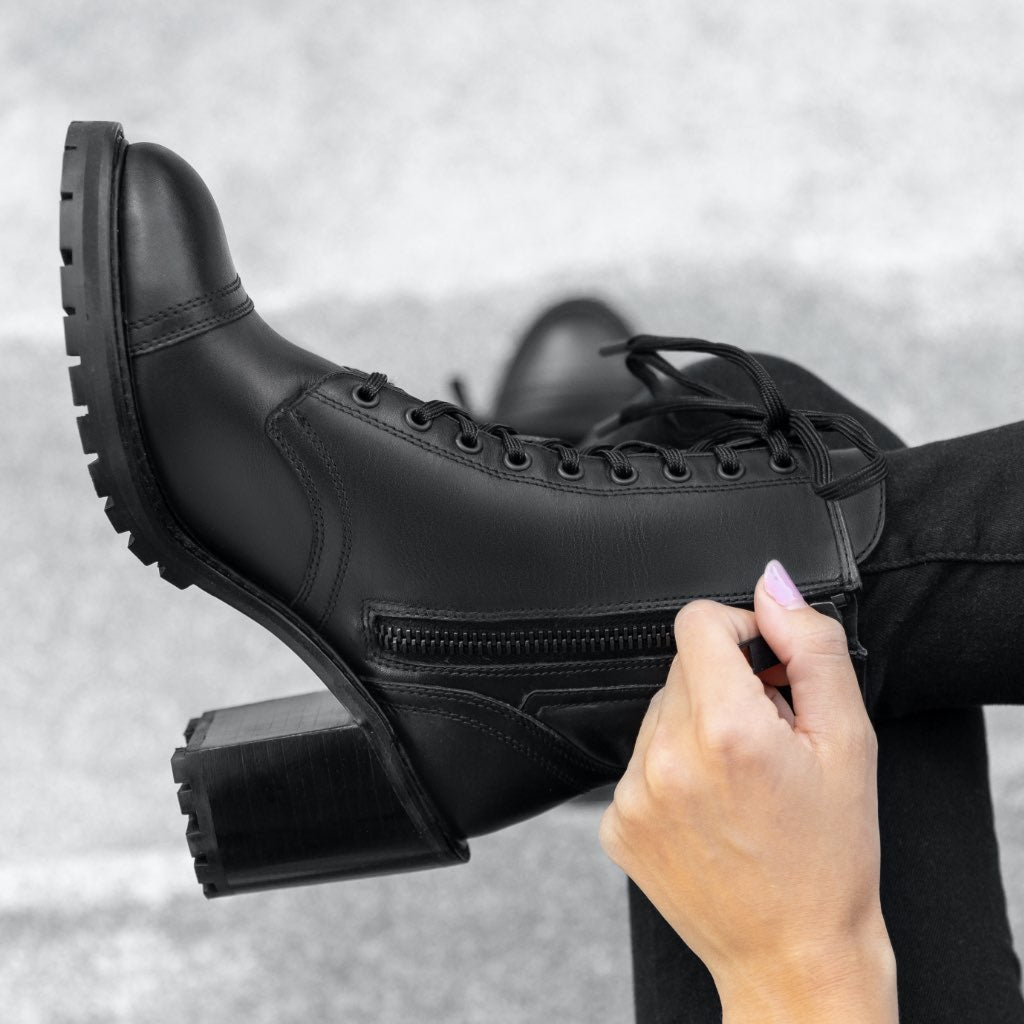 Top-Down Perspective Showing Lacing System & Tongue Craftsmanship