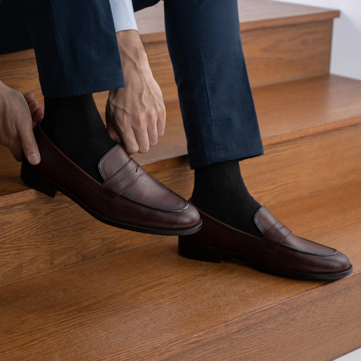 Orlaven Baxton Burnished بني أحذية لوفر جلدية بدون كعب رجالي footwear image 10