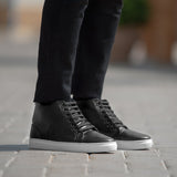 Authentic Full-Grain Leather Grain Depth & Pull-Up Patina Texture Detail