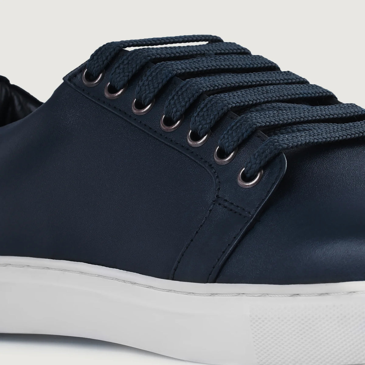 Orlaven Murphy Low Top Midnight أزرق سنيكرز جلدي كاجوال رجالي footwear image 10