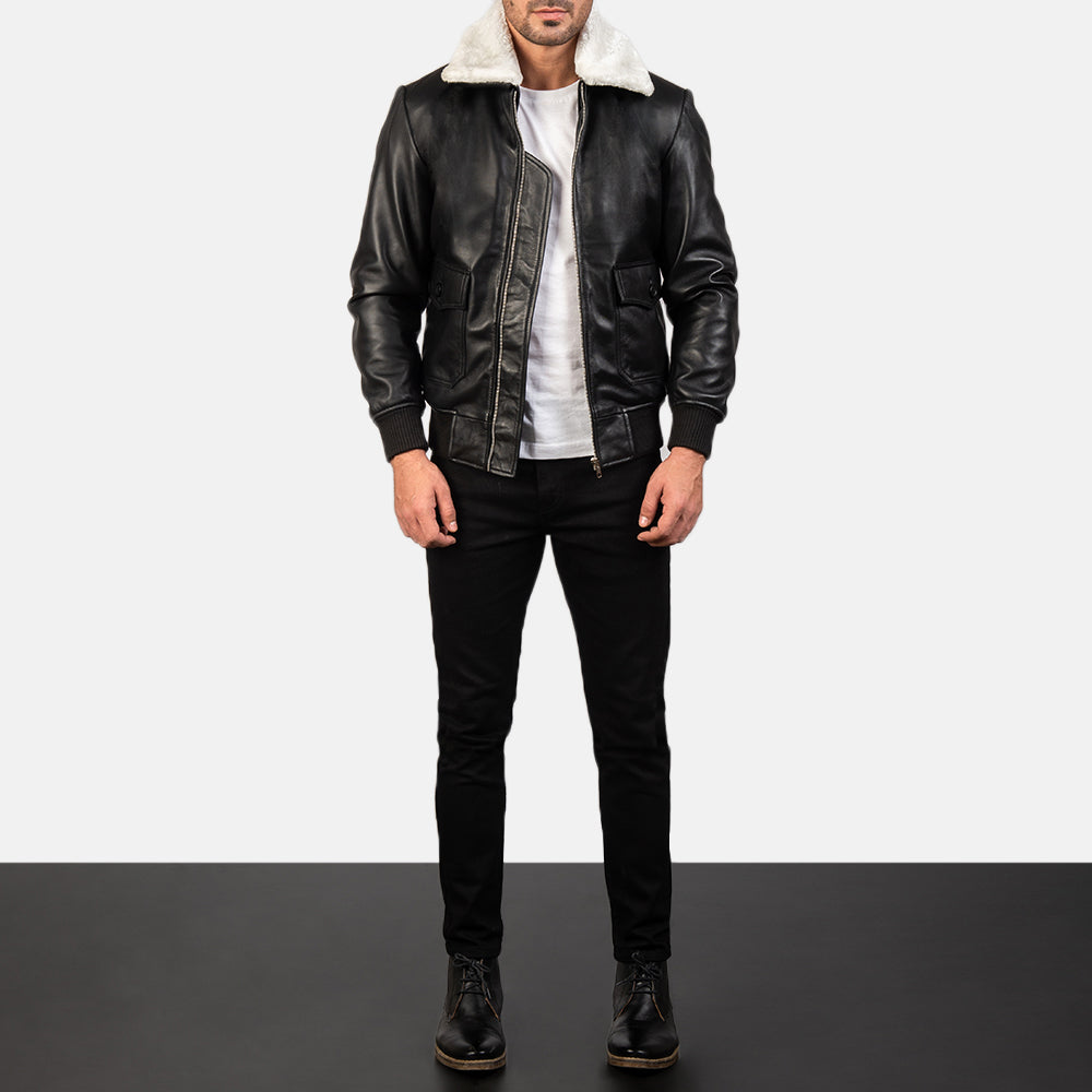
Airin G-1 Black & White Leather Bomber Jacket - عرض جانبي يوضح قَصّة الأكمام المريحة
