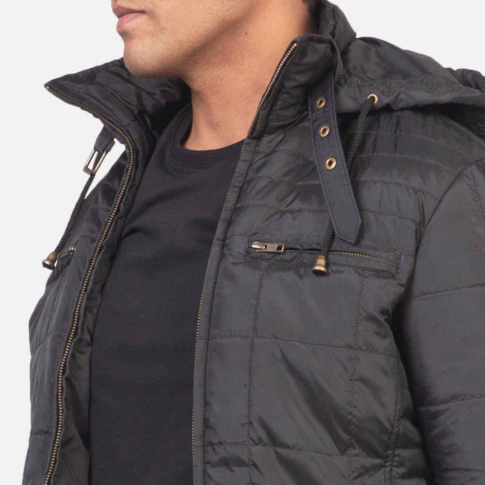 
عرض البطانة الداخلية Showing Quilted Polyester Lining & جيبان داخليان عمليان