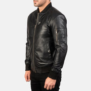 
Black Sheepskin Leather Bomber Jacket - عرض خلفي يوضح تفصيل الأكتاف المتقن والحاشية النظيفة