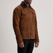 
Brown Goatskin Suede Aviator Jacket - عرض خلفي يوضح تفصيل الأكتاف المتقن والحاشية النظيفة