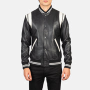 Close-Up Detail of Varsity &amp; Snap Buttons Hardware on Men's Dantee أسود Leather Varsity جاكيت جلد رجالي