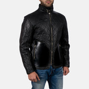Close-Up Detail of High neck with Belt &amp; Zipper Hardware on Equilibrium أسود جاكيت جلد رجالي