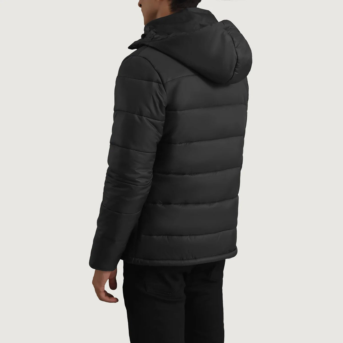 
تفاصيل مقربة of Classic Collar & Zipper With Wind Flap Hardware on Erico أسود Hooded Puffer جاكيت جلد رجالي