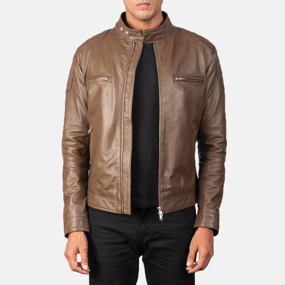 Gatsby Mocha جاكيت بايكر جلد رجالي in Dark Brown Sheepskin Leather - Front Profile View &amp; Tailored Silhouette | Buy Online