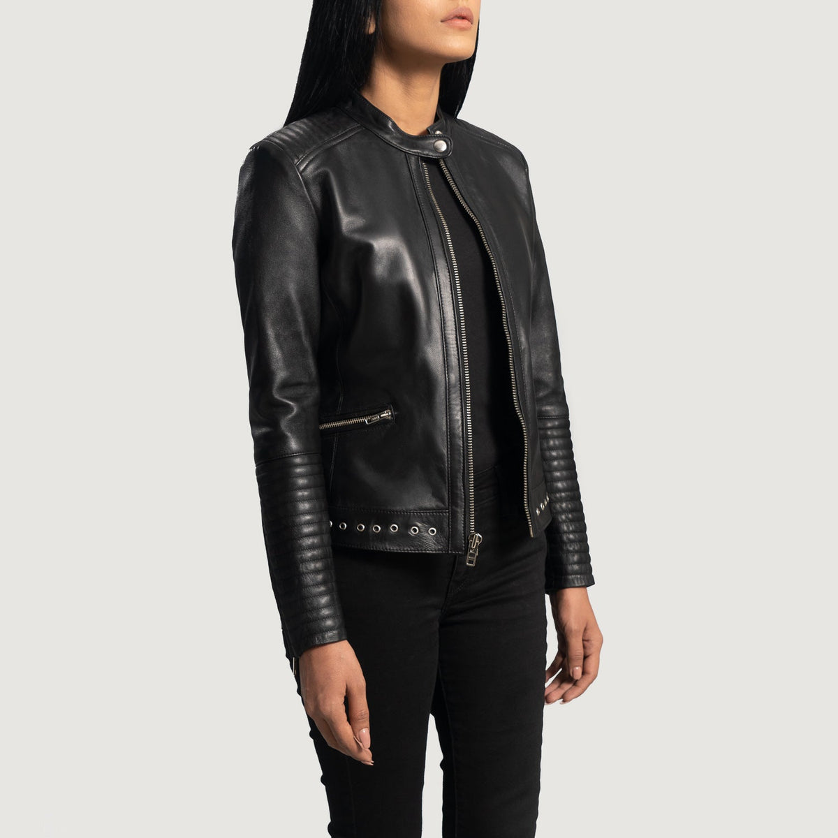 Women's Haley Ray أسود جاكيت بايكر جلد نسائي - Lateral Side Profile View Showing Sleeve Cut &amp; Athletic Taper Fit