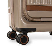 
Authentic 100% Full-Grain Leather Grain Texture & Heavy-Duty Seam Stitching Detail