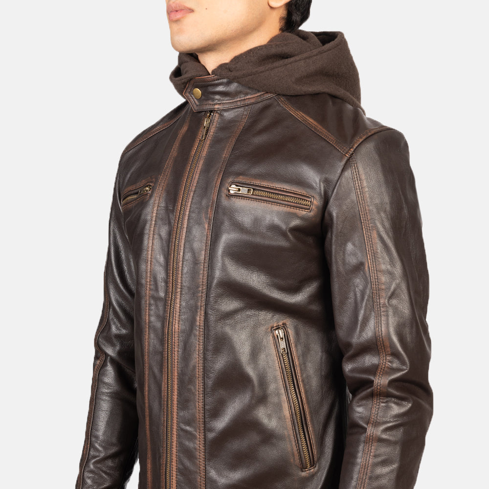 
عرض البطانة الداخلية Showing Quilted Polyester Lining & جيبان داخليان عمليان