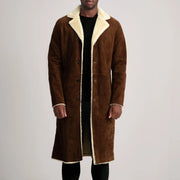 
Kolby Brown Suede Shearling Long Coat in Brown Goatskin Suede - عرض أمامي وقَصّة مفصلة أنيقة | شراء أونلاين عبر المتجر الرسمي