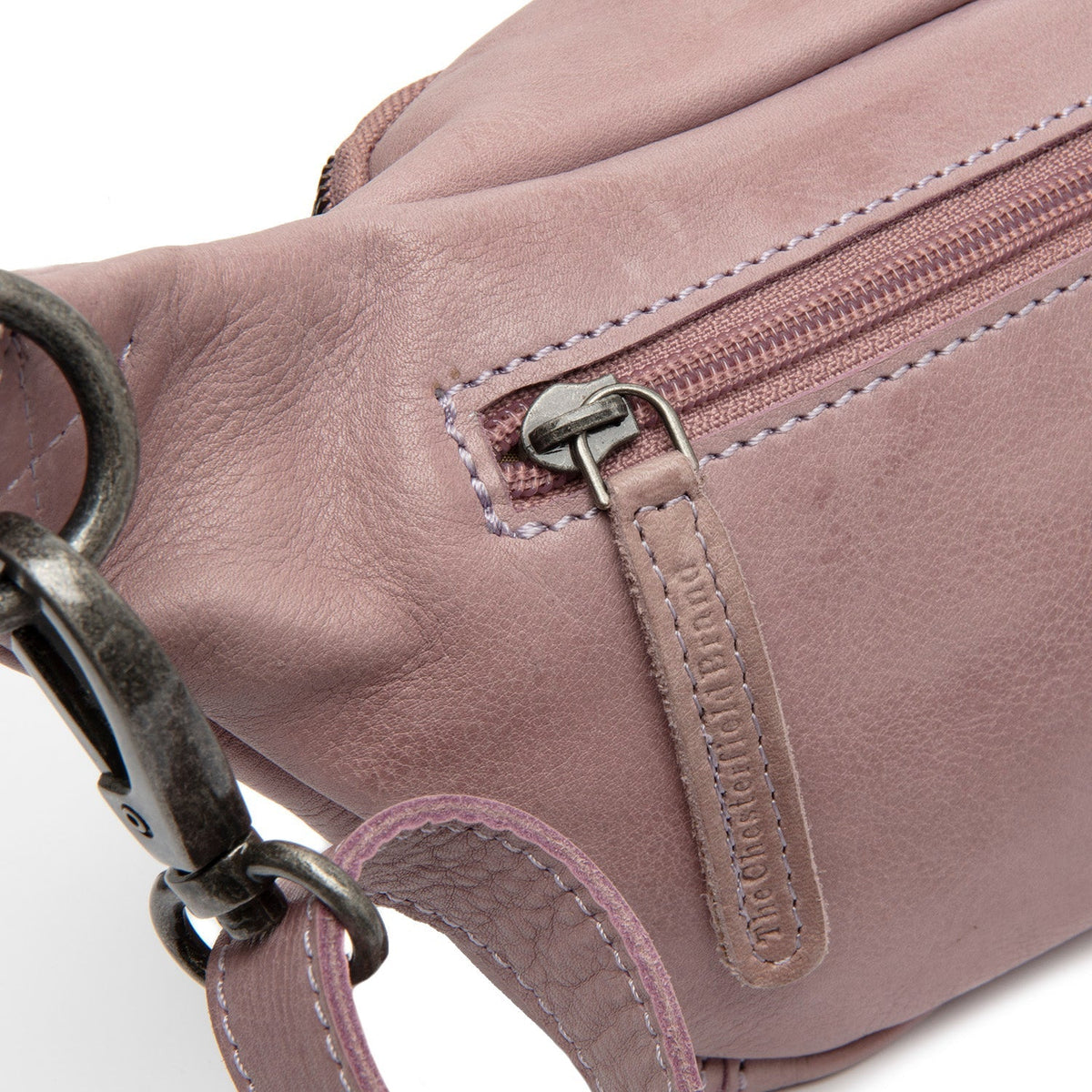 Severo Full-Grain Leather Belt Bag نسائي - Structured Side Profile Showing Gusset Depth &amp; Expansion Capacity