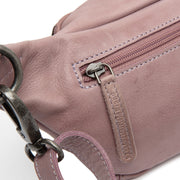 Severo Full-Grain Leather Belt Bag نسائي - Structured Side Profile Showing Gusset Depth &amp; Expansion Capacity