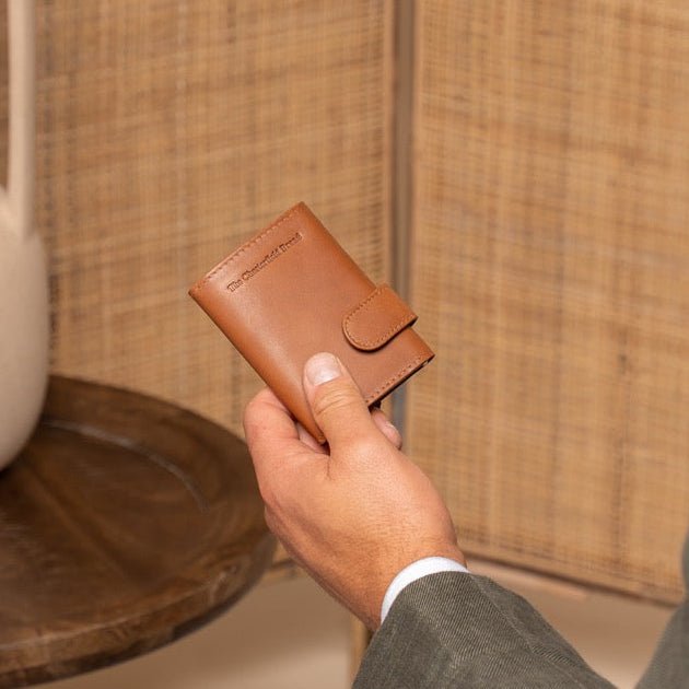 Frankfurt Full-Grain Leather Card Holder نسائي – alternate product view 3