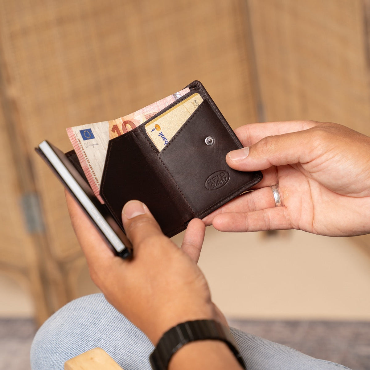 Palma Full-Grain Leather Card Holder نسائي – alternate product view 3