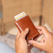 Paris Full-Grain Leather Card Holder نسائي – alternate product view 2