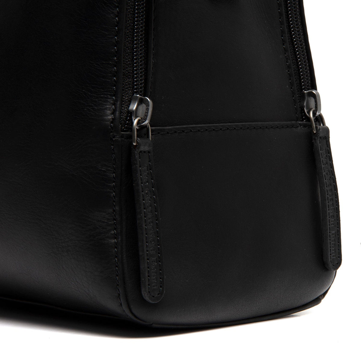 Authentic 100% Full-Grain Leather Grain Texture &amp; Heavy-Duty Seam Stitching Detail