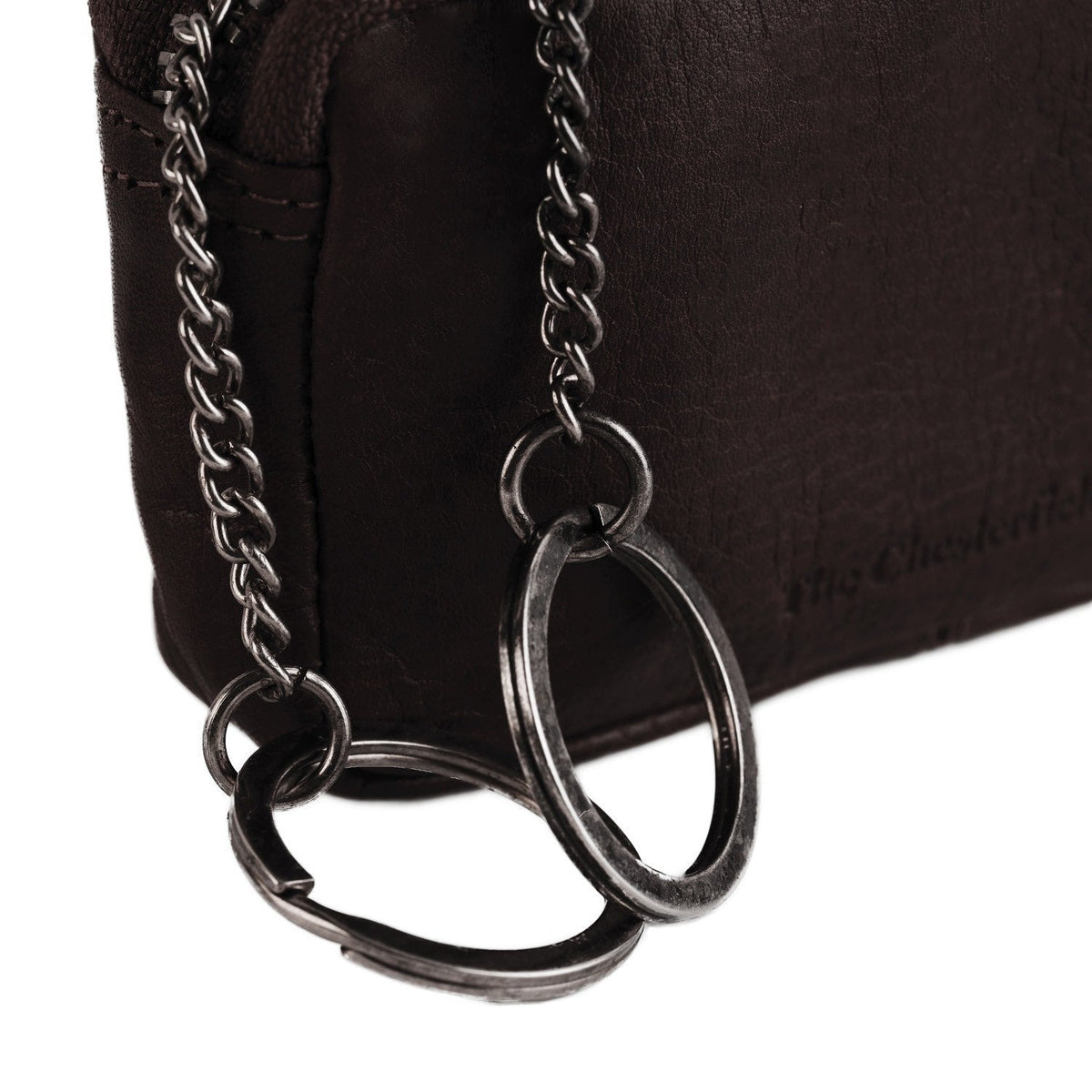 Styled Fit Perspective of Corey Full-Grain Leather Key Case نسائي on Model - Natural Daylight Drape