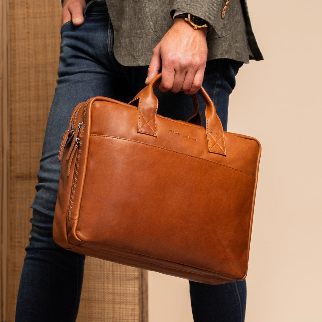 Frazer Full-Grain Leather Laptop Bag نسائي – alternate product view 2