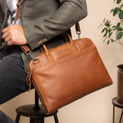 Tilbury Full-Grain Leather Laptop Bag نسائي – alternate product view 2