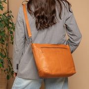 Astero Full-Grain Leather Shoulder Bag نسائي – alternate product view 2