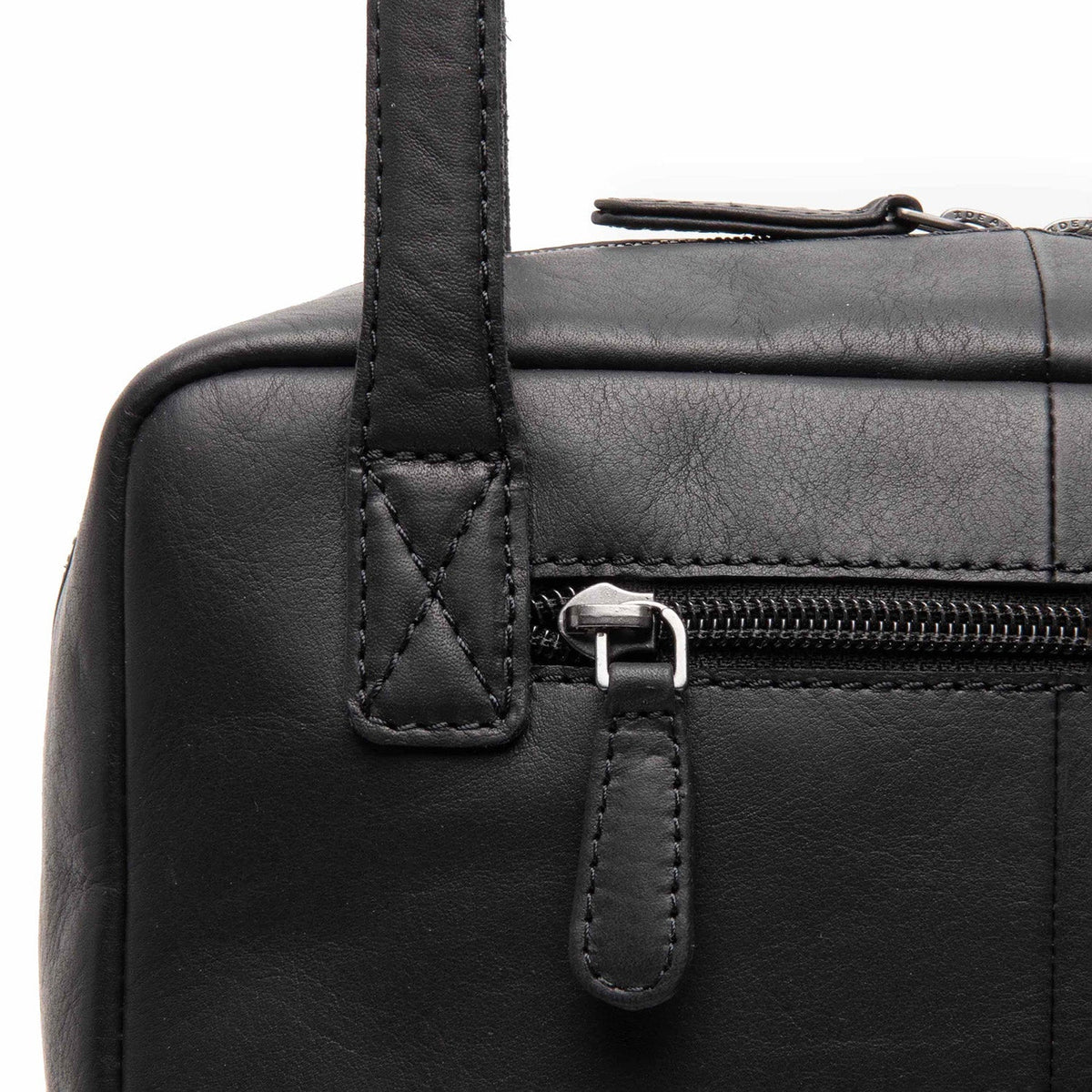 Fenno Full-Grain Leather Shoulder Bag نسائي - Structured Side Profile Showing Gusset Depth &amp; Expansion Capacity