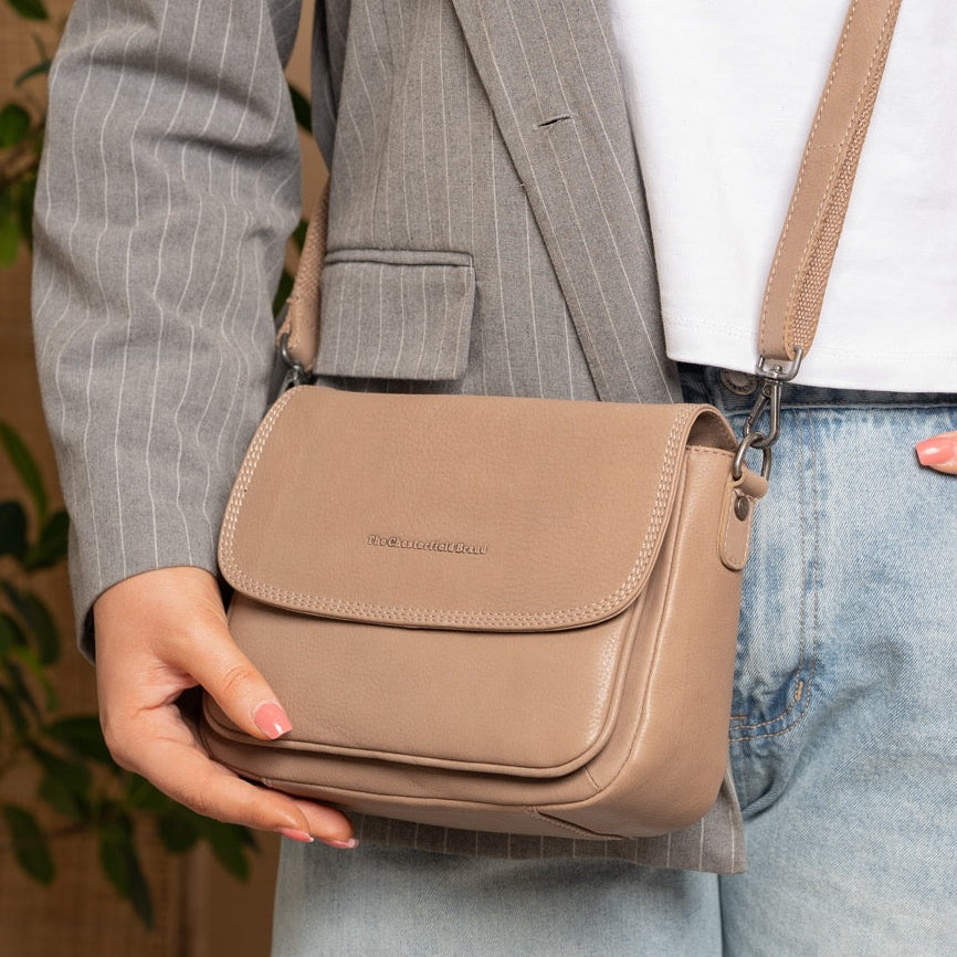Miloa Full-Grain Leather Shoulder Bag نسائي – alternate product view 2