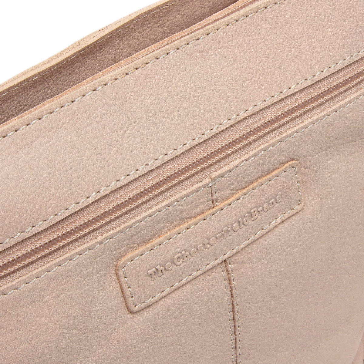 Solid Antique Brass Hardware &amp; Heavy-Duty Dual Zipper Detail on Zarita Full-Grain Leather Shoulder Bag نسائي