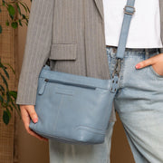 Zarita Full-Grain Leather Shoulder Bag نسائي – alternate product view 3