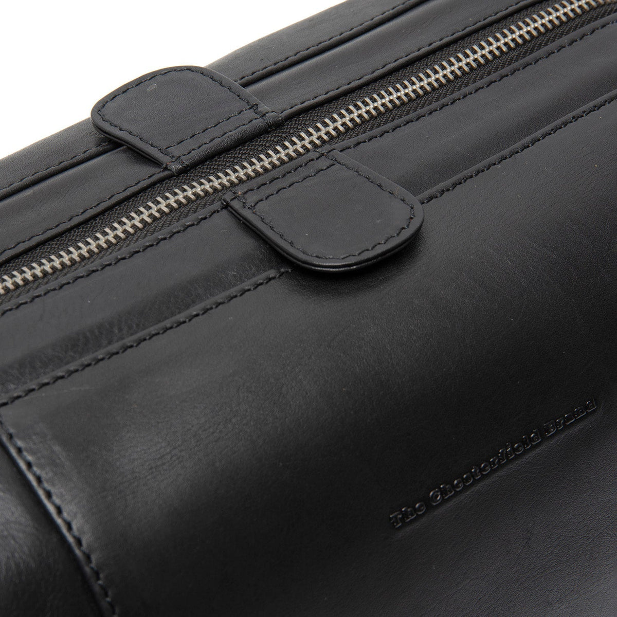 
Authentic 100% Full-Grain Leather Grain Texture & Heavy-Duty Seam Stitching Detail