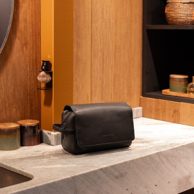 Classic 100% Full-Grain leather Goods - Back View Showing Tailored Shoulder Fit & Clean Hemline