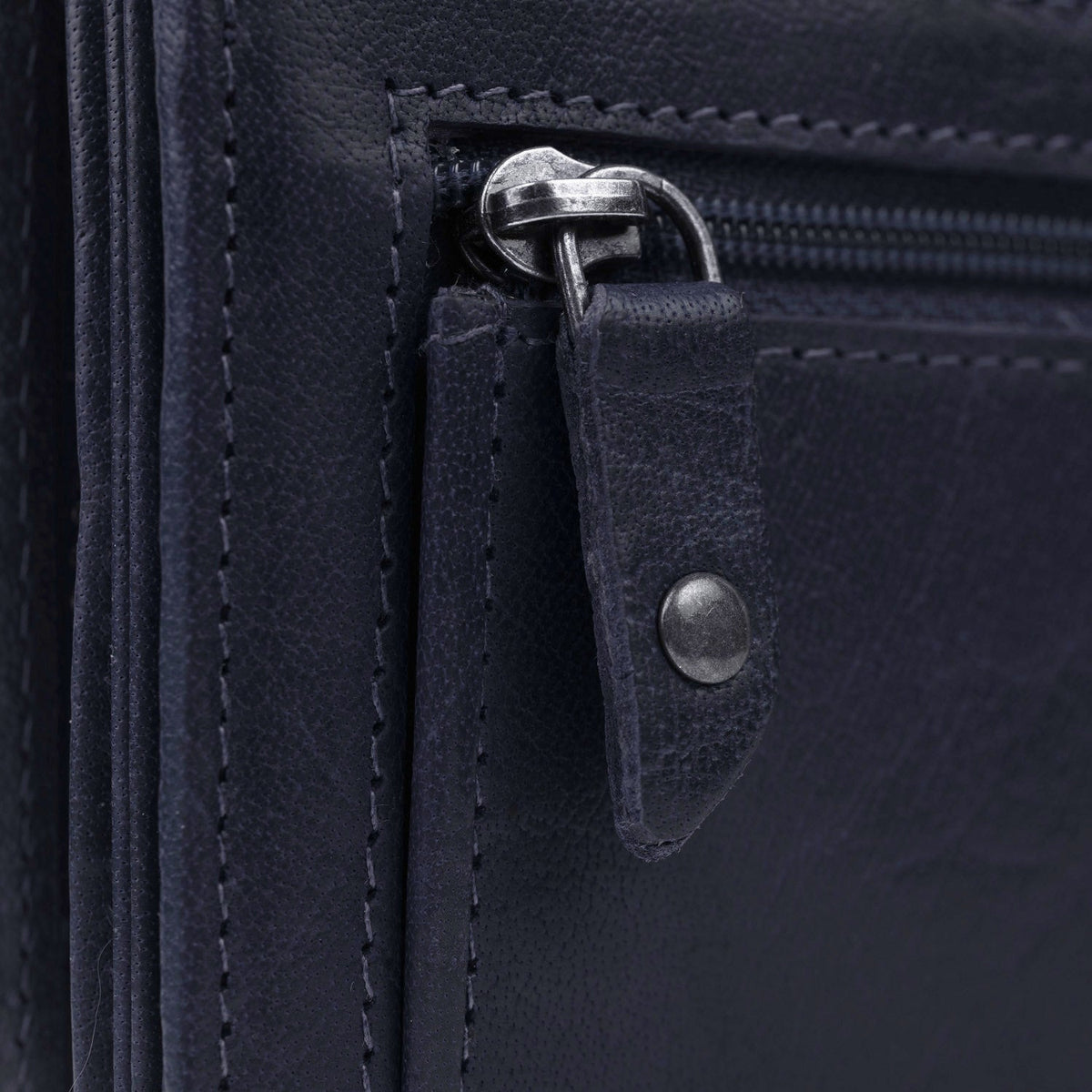 Navy Leather Wallet Hampton, detail view 3