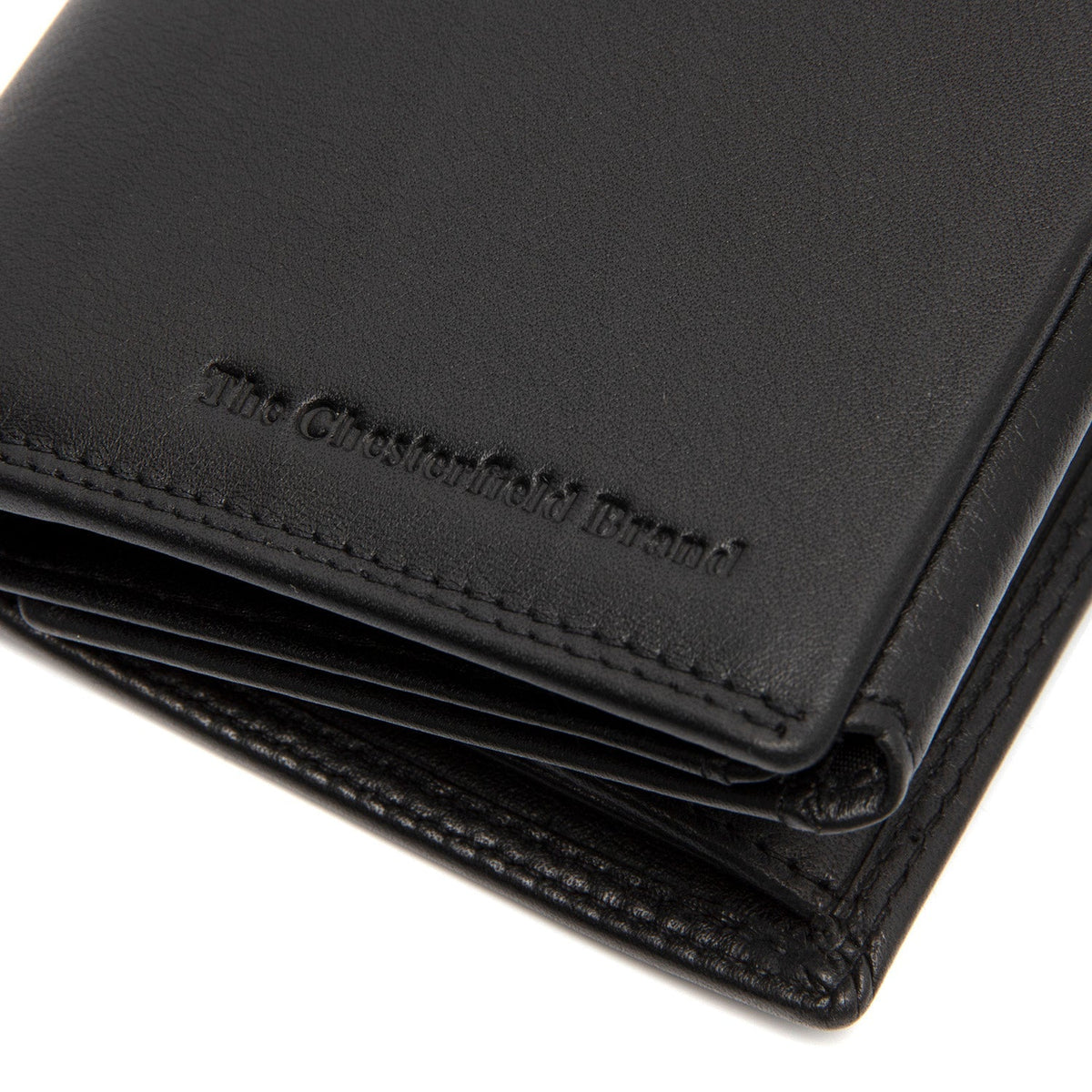 100% Full-Grain Wax Pull-Up 100% Full-Grain Leather Grain Texture &amp; Handcrafted Patina Detail