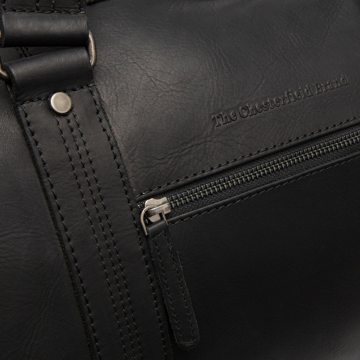 Rivaro Full-Grain Leather Weekender Bag نسائي - Structured Side Profile Showing Gusset Depth &amp; Expansion Capacity