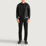 Close-Up Detail of Varsity collar &amp; Zipper Hardware on Pascal أسود Leather Varsity جاكيت جلد رجالي