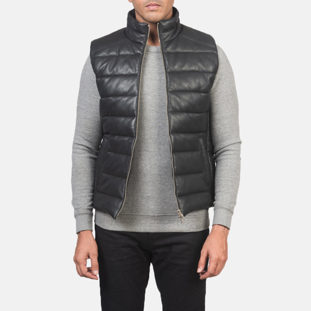 
Reeves أسود Leather فيست صدرية مبطن رجالي in Black Sheepskin Leather - عرض أمامي وقَصّة مفصلة أنيقة | شراء أونلاين عبر المتجر الرسمي