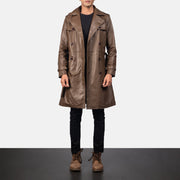 
تفاصيل مقربة of Shirt & Heavy-Duty Zipper Hardware on Royson بني Leather Duster معطف جلد فاخر رجالي