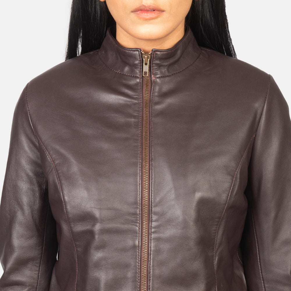 
عرض البطانة الداخلية Showing Quilted Polyester Lining & جيبان داخليان عمليان