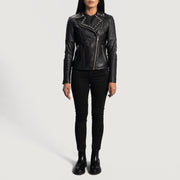 Close-Up Detail of Notch &amp; Zipper Hardware on Women's Sally Mae Studded أسود جاكيت بايكر جلد نسائي