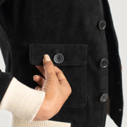 
عرض البطانة الداخلية Showing Quilted Polyester Lining & جيبان داخليان عمليان
