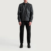 Close-Up Detail of Shirt &amp; Buttons Hardware on Scout أسود Leather Shirt رجالي